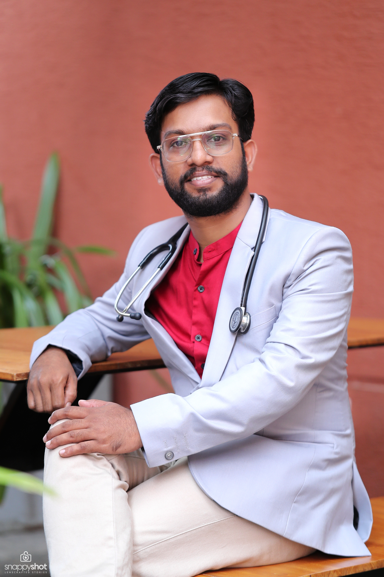 Dr Hisham Hyder